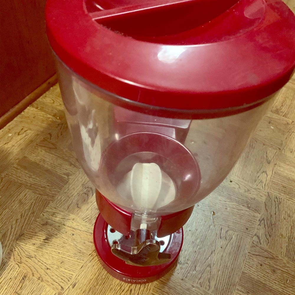 Cereal Dispenser